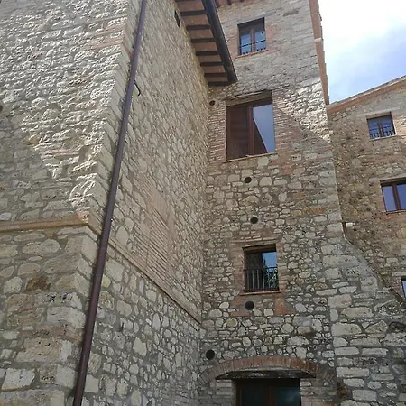 Casale Del Castello Di Vibio *